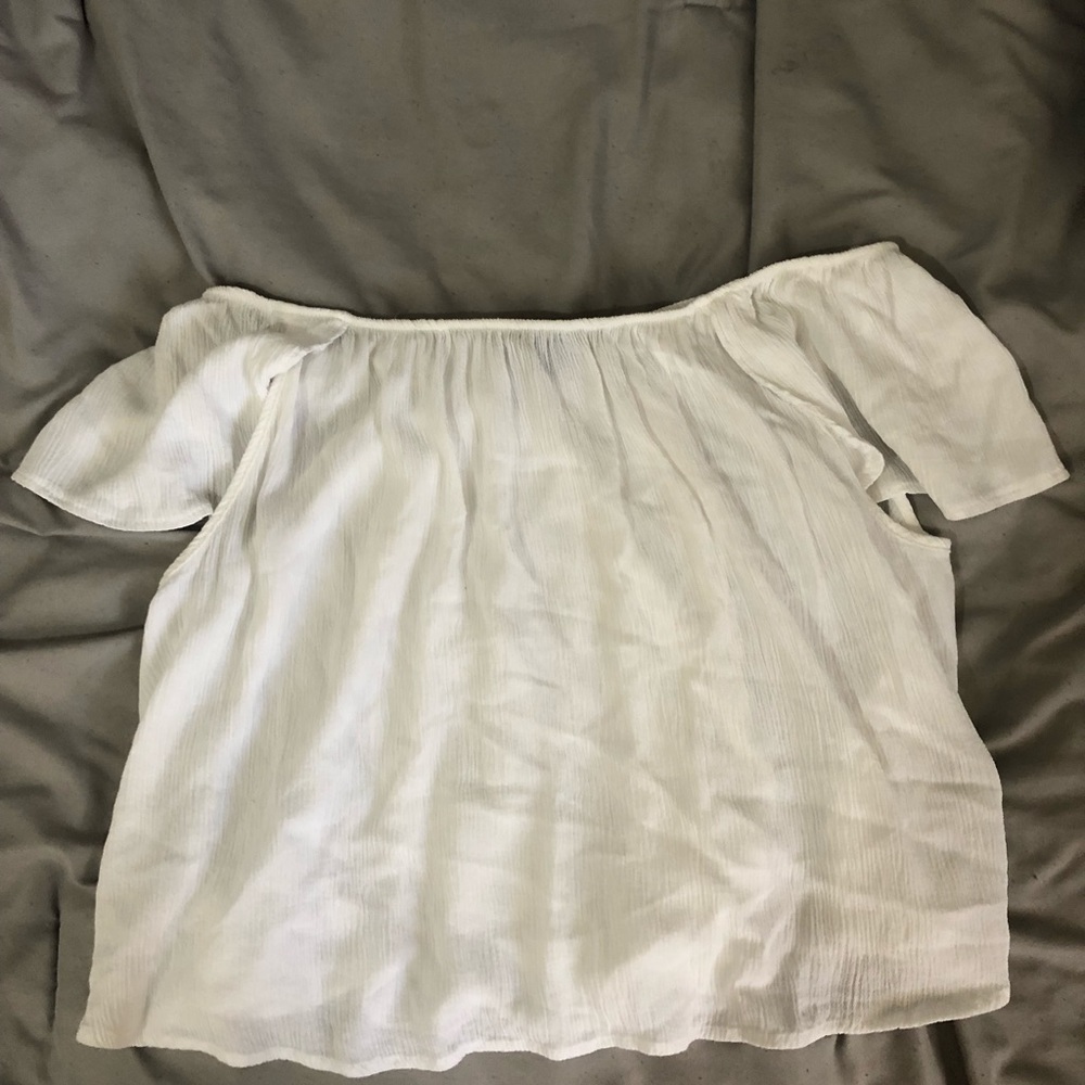 White off the shoulder crop top